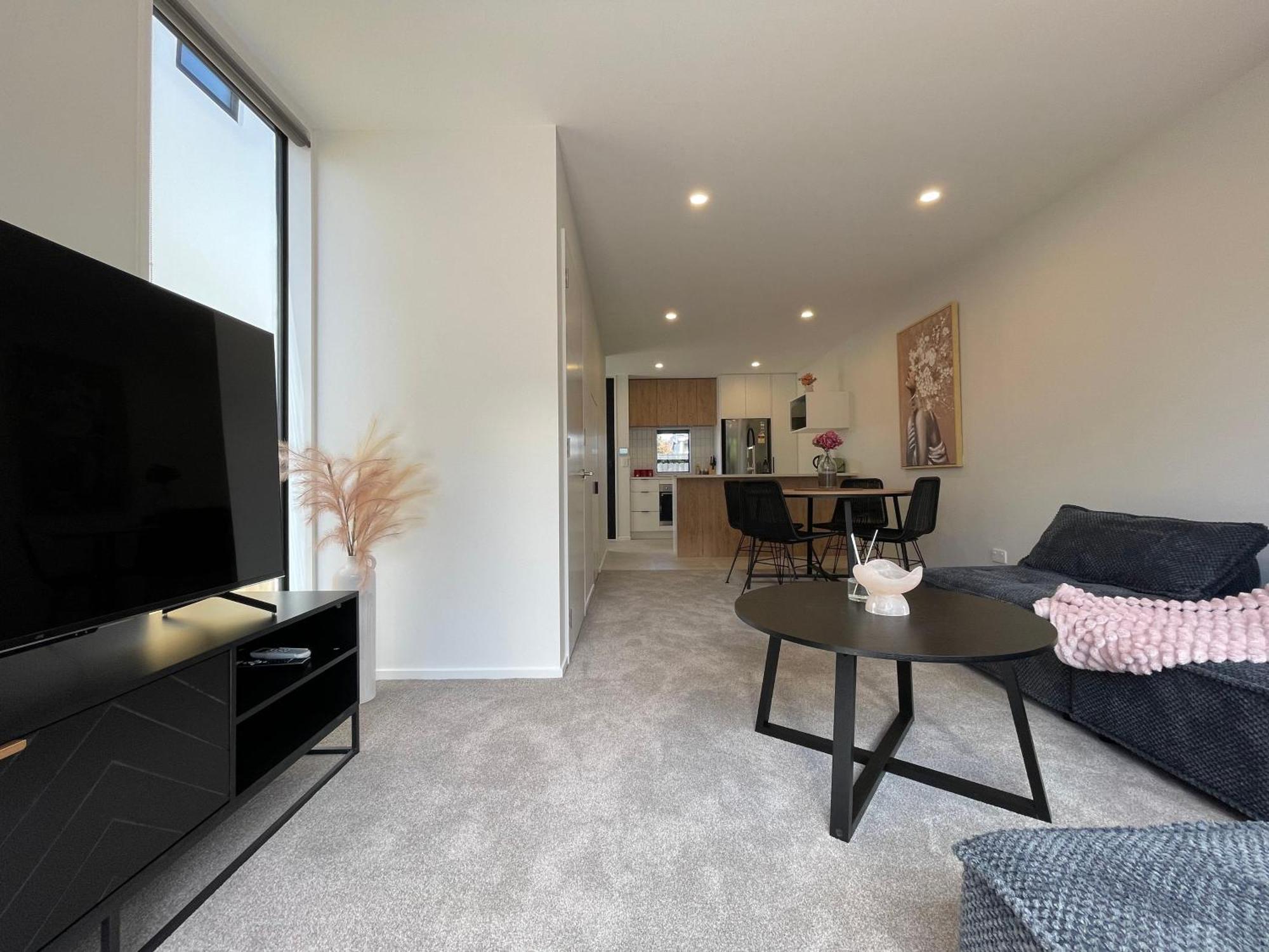 Luxury 2 Bedroom Townhouse Opposite Merivale Mall كريستتشيرش المظهر الخارجي الصورة