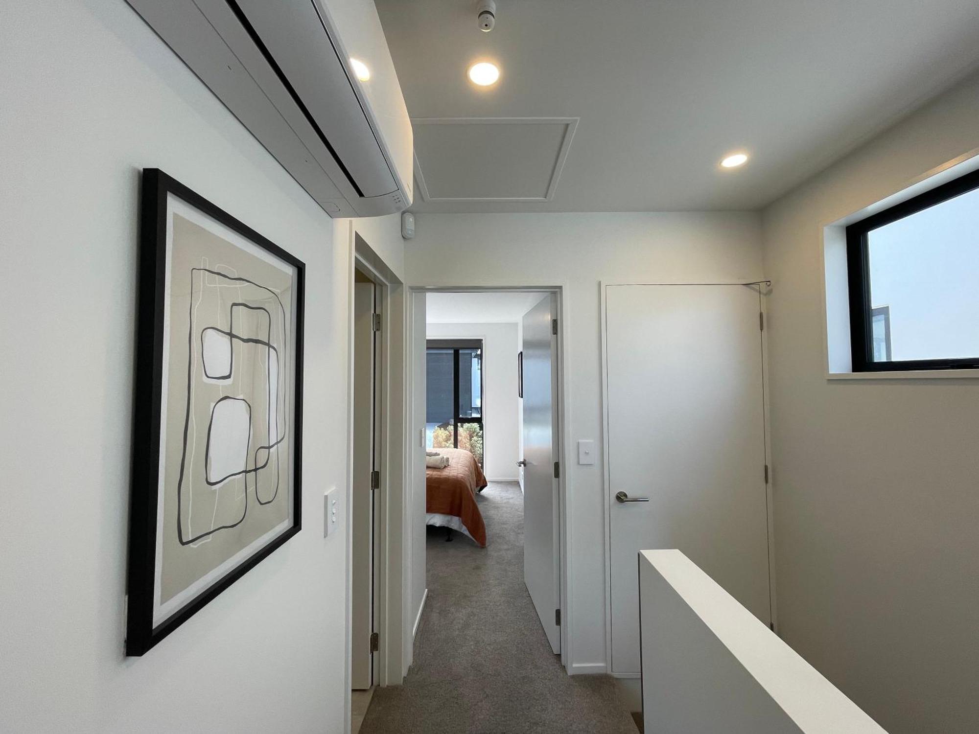 Luxury 2 Bedroom Townhouse Opposite Merivale Mall كريستتشيرش المظهر الخارجي الصورة